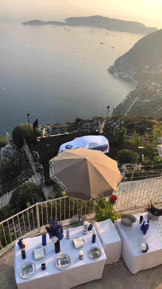 BmwNpm's tweet photo. Hier, la nouvelle BMW Série 8 Coupé s'est envolée pour le Château de la Chèvre d'Or !
Retour en images sur notre soirée de lancement de la toute nouvelle BMW Série 8 Coupé.
#experienceclient #NPMexperience https://t.co/GbL9sWzOQf