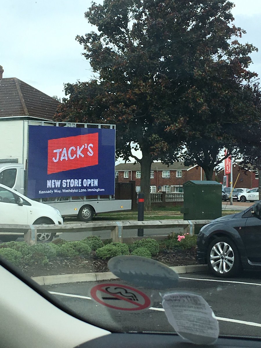 Just Selling Beans tweet media