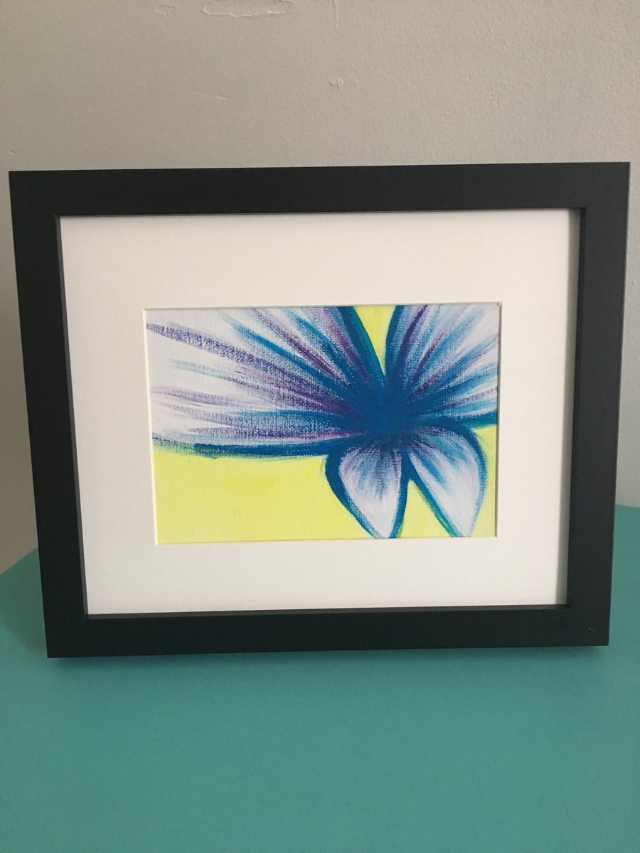 “Come Fly With Me” One of my original paintings from my “Abstract Butterfly Collection” is available to buy at #galleryreigate You can get yourself some yummy food whilst checking out all the great art by local artists!
.
.
#lilimorganart #butterfly #art #artforsale #artist