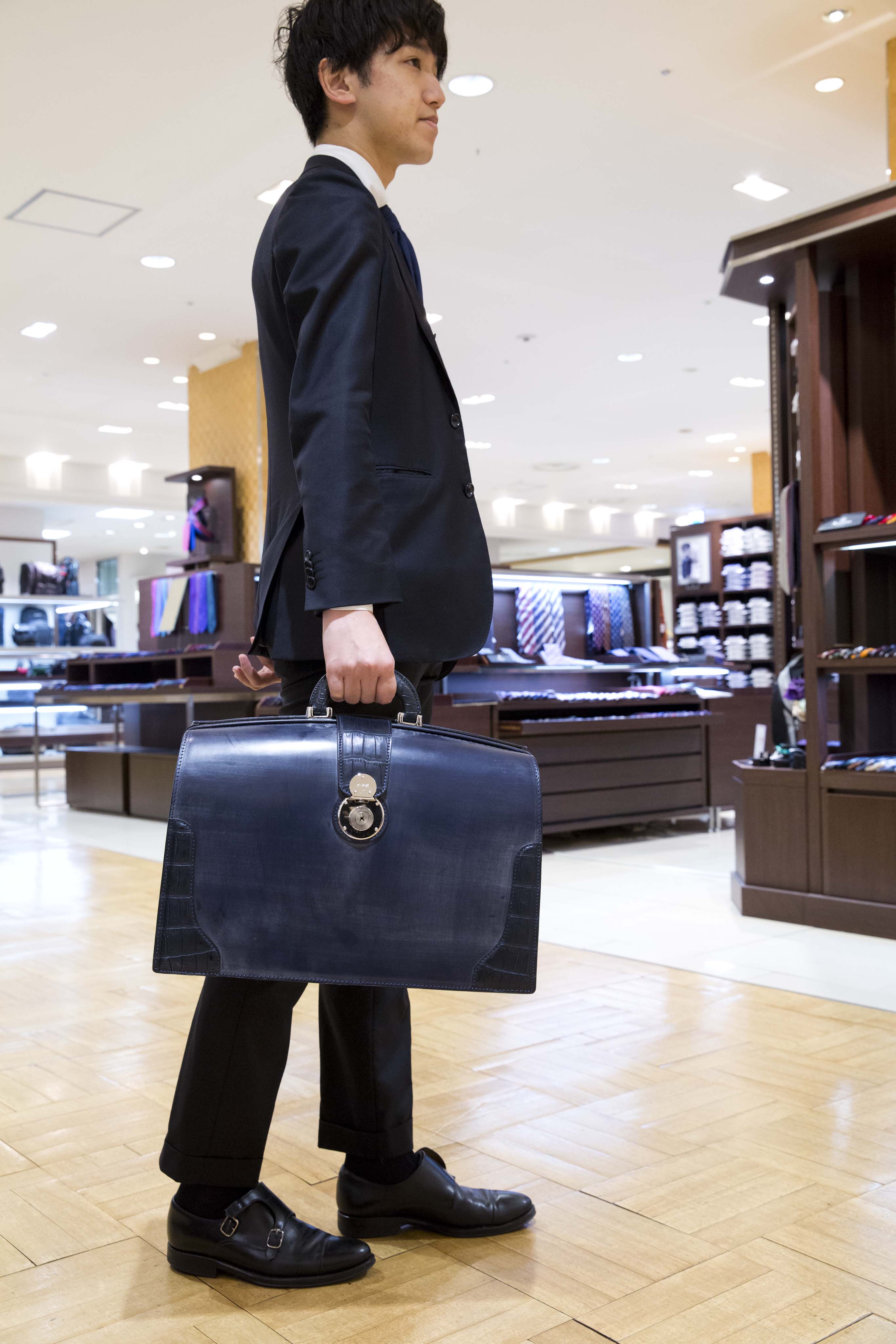 日本橋三越本店 MITSUKOSHI على X: 