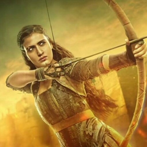 Who is the best 
Like for #Zafira 
Rt for    #Suraiyya 
#ThugsOfHindostan