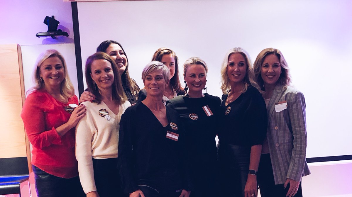 Framtidsfemnstn's tweet photo. Tack ABG #womeninfinance och Women for Leaders för ett kalasevent igår. 📈⚖️ Missa inte min och Andra Farhads dragning på scen och våra bästa privatekonomitips ▶️ du hittar det på vår Instagram där vi sände live. Tillgängligt till idag 19:30. #wflnetwork https://t.co/FG3YMpoPao