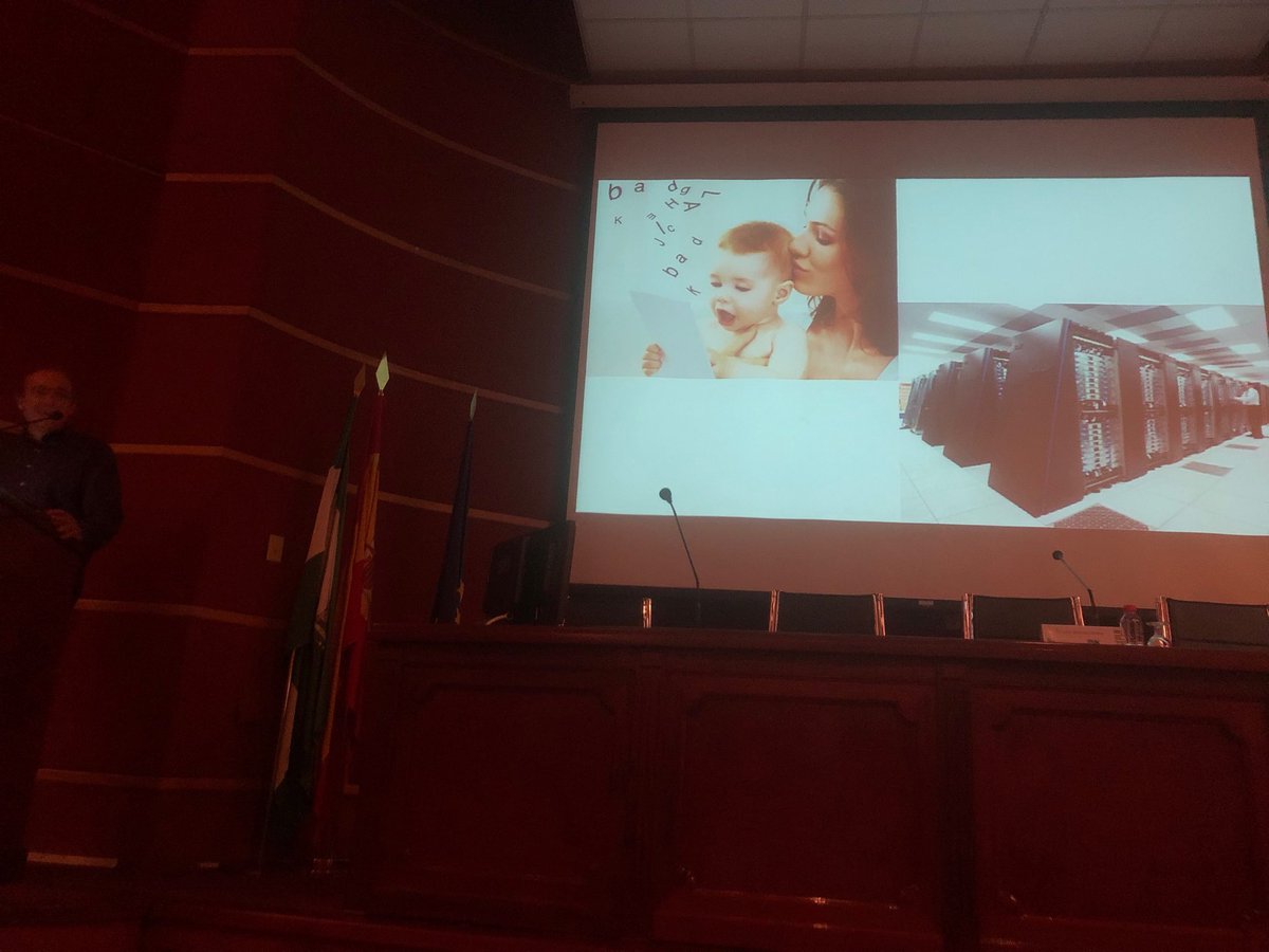 La paradoja del niño y la maquina en el aprendizaje del lenguaje, magnifica parábola de ⁦<a href="/Jfquesada/">Jose F Quesada</a>⁩ ⁦<a href="/Lekta_NLP/">Lekta AI</a>⁩ #SEPLN2018