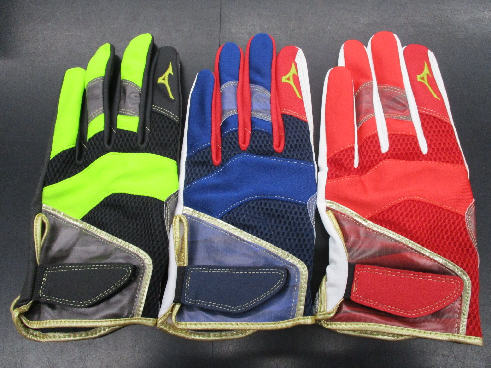 Abespo アベスポ ミズノプロ守備用手袋 こちら展示会限定商品 アベスポでは３色入荷 フィット感抜群で手首まわりの動きもスムーズです オススメ ミズノ ミズノプロ 守備用手袋 守備手 限定 アベスポ T Co H5yi68rbox