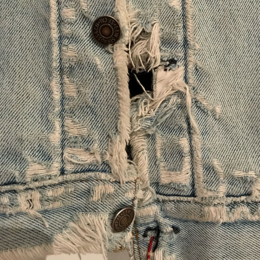NUADHDENIM's tweet image. Up close and personal.
#denimevolution #fadefriday #fridayfades #vintagelevis #vintagedenim #jeanjacket #truckerjacket @levis #authenticdenim #denimhead #denim💙 #denimlovers #denimdenimdenim #denimcollector #denimstyle #denimporn #denimaddict #denimjacket #denimheads #type3
