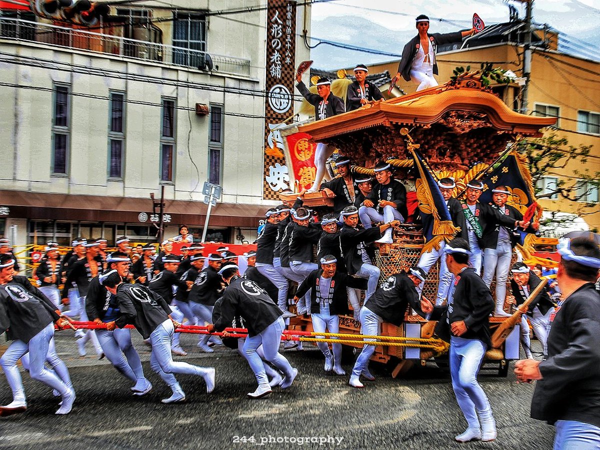 𝑻𝒔𝒖𝒚𝒐𝒔𝒉𝒊 岸和田だんじり祭 試験曳き 中北町 やりまわし らんかん橋から別寅方向 岸和田 岸和田 だんじり祭 だんじり Pashadelic 東京カメラ部 Instagramにもだんじり祭写真あげています