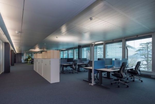 Lux_magazine's tweet photo. Lighting that does more than just illuminate! Welcome to Nestlé’s all-singing, all-dancing lights! https://t.co/JQ5b0VBFlI #IoT #FacilitiesMgmt @zumtobelgroup #PropTechLive https://t.co/Wtd4FDpAmf