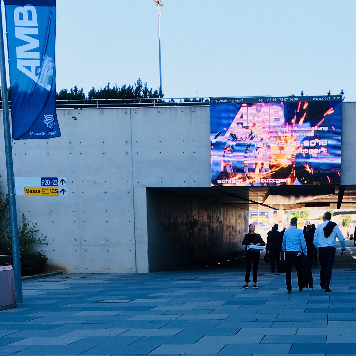 Katharina_Lamsa's tweet image. Good morning Twitter!☀️Last day  @amb_stuttgart. My key take aways: ✅ #machinetool industry is definitely on the #digitalway ✅ manufacturers also getting ready for #3Dprinting &amp;amp; integrating #robotics ✅ @siemens we provide the right portfolio for the #digitaltransformation 😃