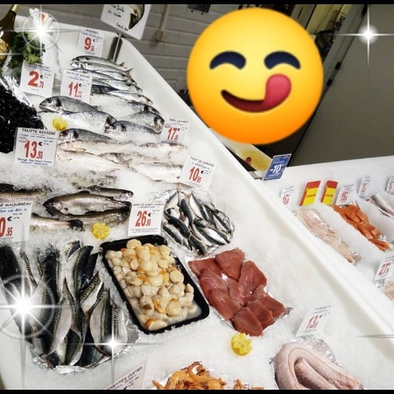 CMLesRousses's tweet photo. Chers clients

Étalage de poisson au top et arrivage massif de promotions!  

Et en plus vous cumulez 10% de vos achats en avantage carte!

#provencia 
#rayonpoisson https://t.co/T9GmgEIBTf