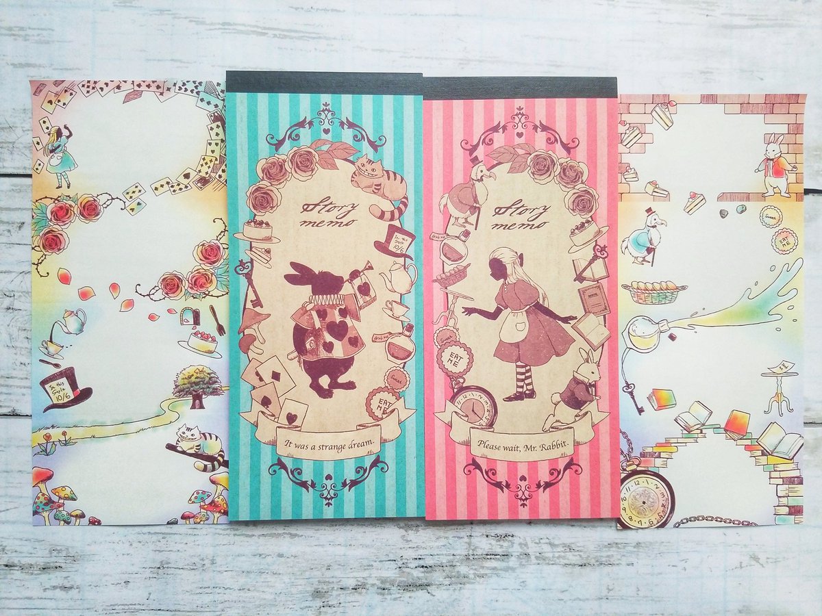 零 Rei リトコス ちらっとセリアに寄ってきたのだけど 最高に可愛いアリスのメモ帳に出会ったので即買いしてきた 色合いから可愛いのです セリア メモ帳 文房具