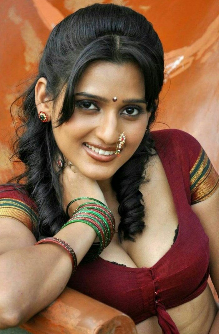 Mallu Bhabhi Mallu Bhabhi