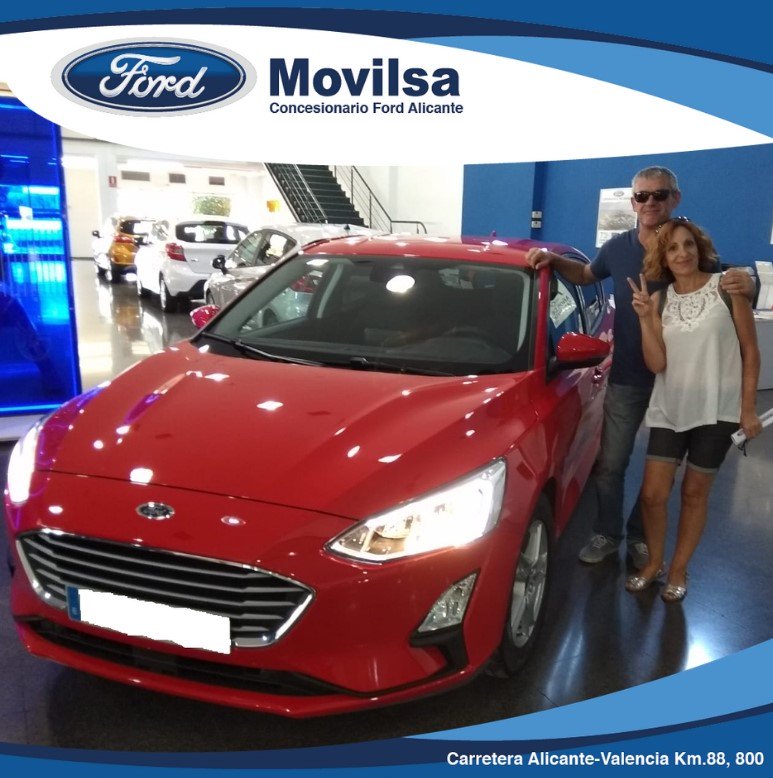 Empezamos el viernes con Cristina y Rafa, que así de contentos recogían su nuevo Focus Trend+ ¡¡Que alegría nos da ver felices a nuestros clientes!!👏🏼👏🏼👏🏼