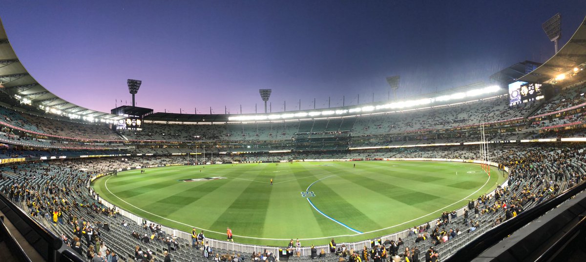 becpirra's tweet photo. #AFLTigersPies The G is looking good tonight! https://t.co/Pklykjyvta