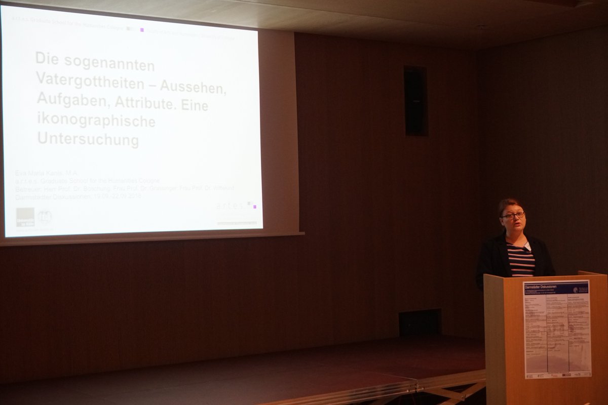 DD-Tweets tweet media