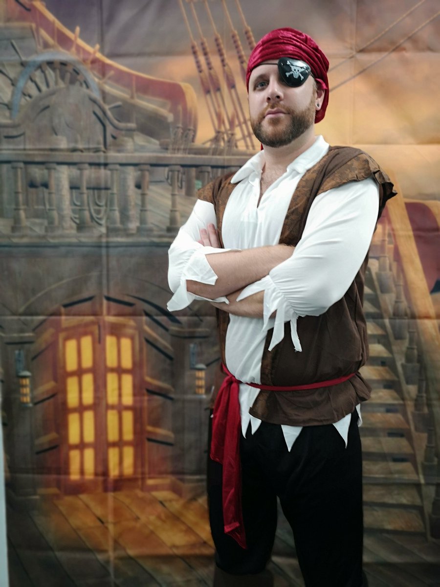 k12ddo's tweet photo. @Markerstudyins @AutoWindscreens @Ashgate_Hospice #MarkerstudyDay #ItsThePirateLifeForMe #GotAniPatchCantAffordAniPhone https://t.co/h8SAH5ln5Y