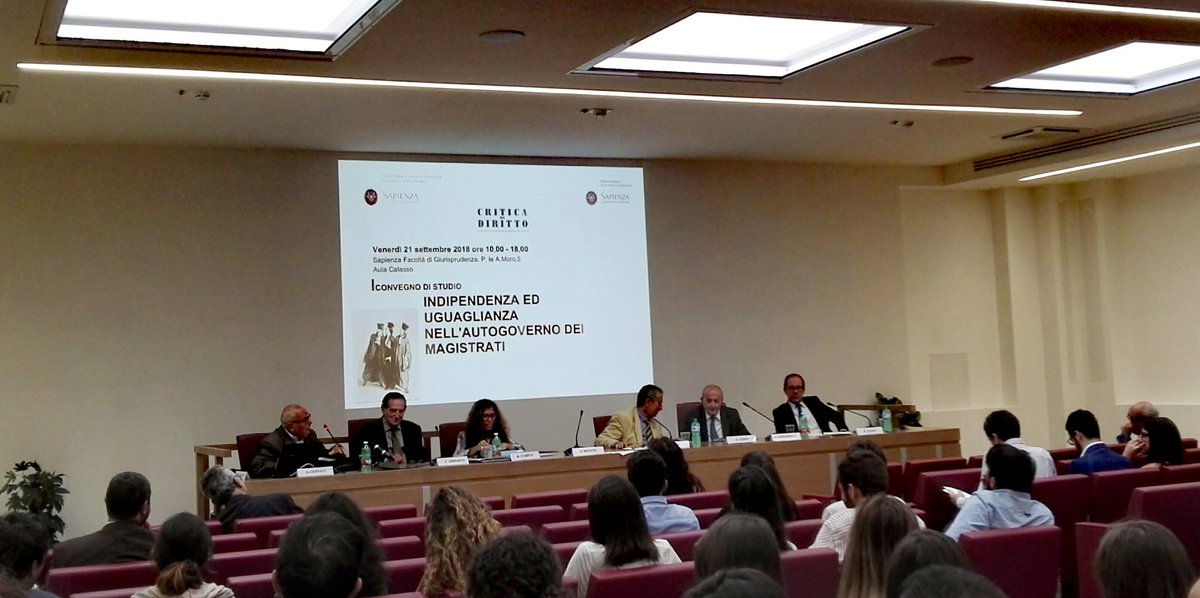 areacsm's tweet photo. Oggi a @SapienzaRoma convegno di studio su #Indipendenza e #Uguaglianza nell'autogoverno dei #magistrati #Criticadeldiritto #Giurisprudenza #openCsm https://t.co/fjTIPUu0X8