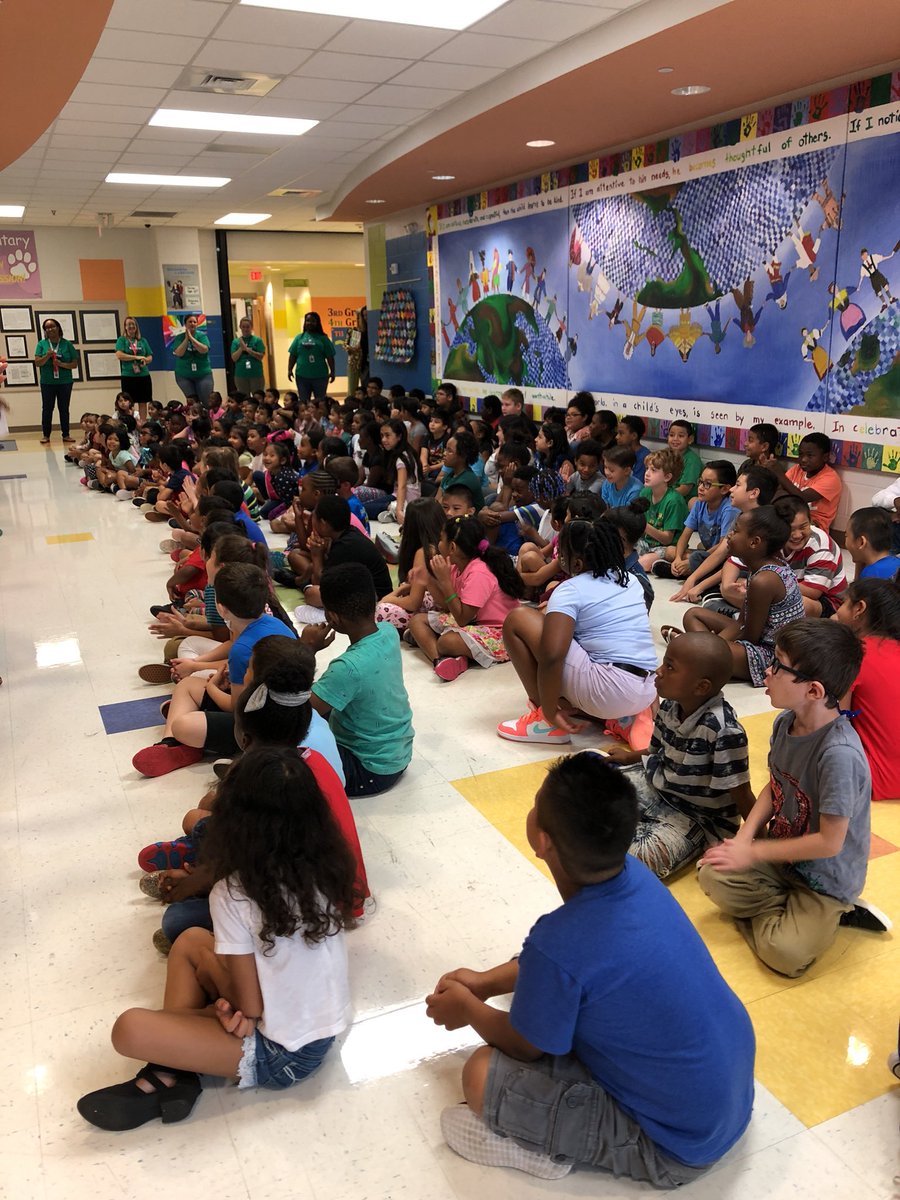 House Meeting #houseofearth #weengage2018