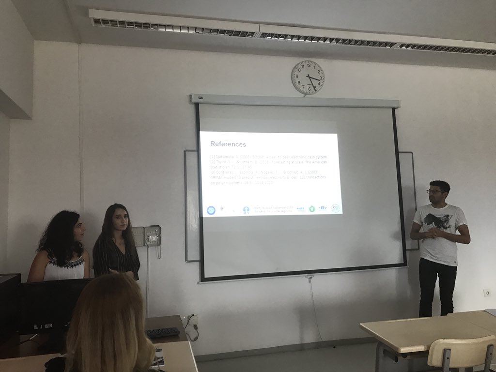 <a href="/khas_mis/">KHAS_MIS</a> ‘in yeni mezun öğrencileri <a href="/tuugceedag/">Tuğçe Dağ</a> <a href="/ozankozan/">Ozan Kozan</a> <a href="/cigdemarsln/">Çiğdem Arslan</a> #ubmk 2018 de sunumlarını az önce tamamladılar. Öğrenci iken bu başarıyı yakalamış arkadaşlarımızın şimdi meslektaş olarak  neler yapabileceklerini gururla takip edeceğiz!👏🏻👏🏻👏🏻