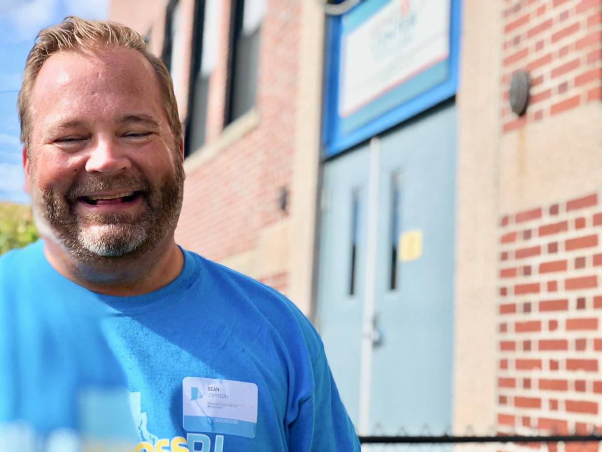LISCRhodeIsland's tweet photo. Thank you Sean Johnson from @BCBSRI for your hard work today to make the Genesis Center a great spot for children. #blueacrossri https://t.co/N8BOGFg2EQ