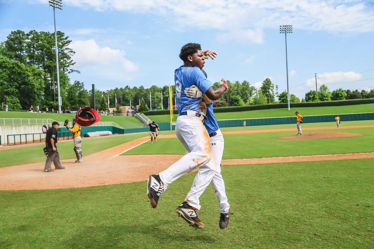 USABaseballNTIS's tweet photo. They fought hard to #EarnTheCup.
Congrats to @SoutheastNtis for taking home the #NTIS18 Champions Cup ๐๐๐ฝ https://t.co/PDmsnxYRR9