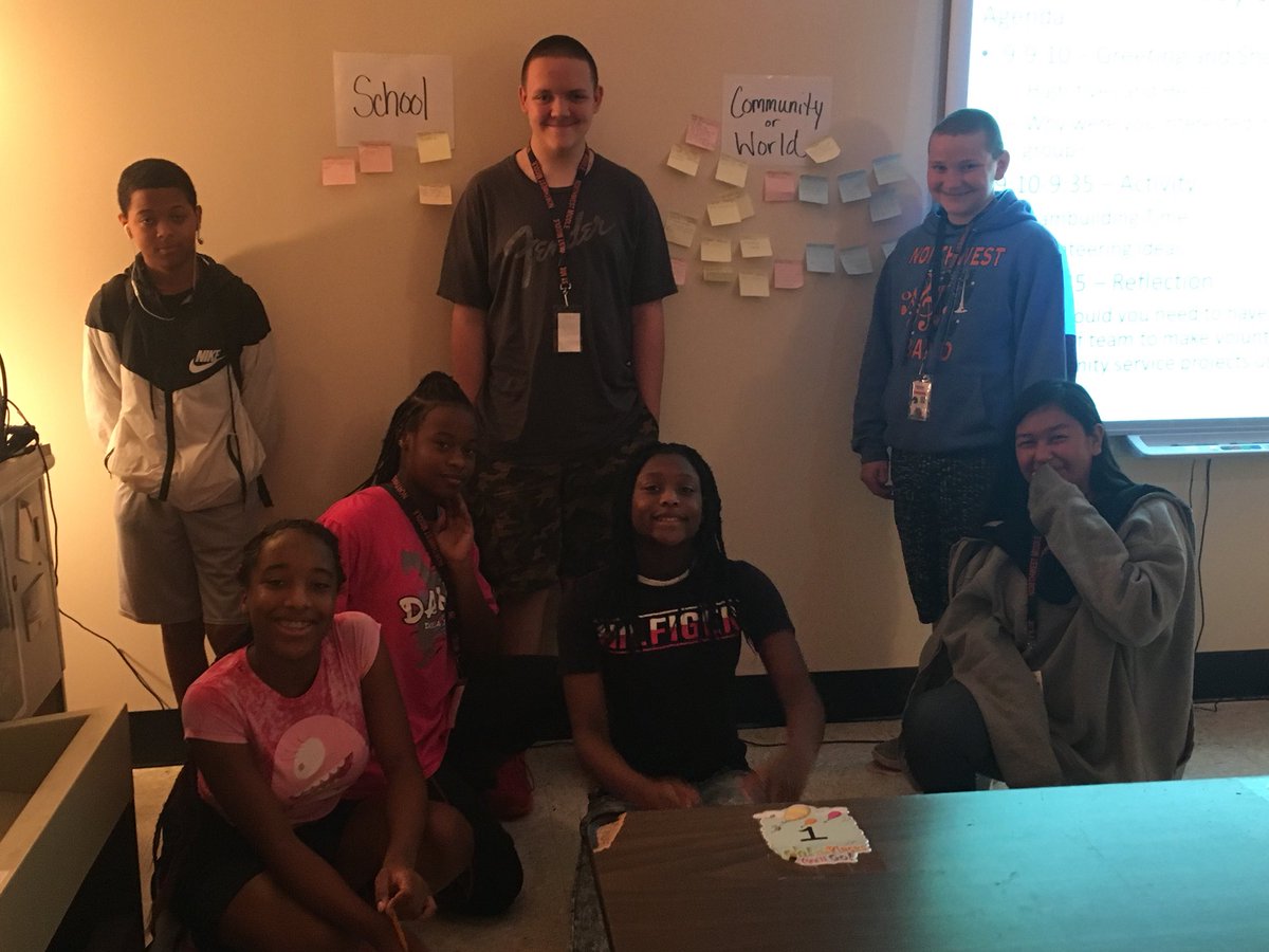 AndreaEnsor's tweet photo. Incredible time in Service Projects Advisory this morning - these kids REALLY want to help others! They have Mrs. Trabold and me PUMPED!! @mstaal_kcsavid @NMS_xSEL @LIL_BossBaldwin @NMS_Kilgore @NMSRangerPride @KnoxSchoolsSupt @DannyTKCS @SELearningEDU https://t.co/c2ZIymte7Y