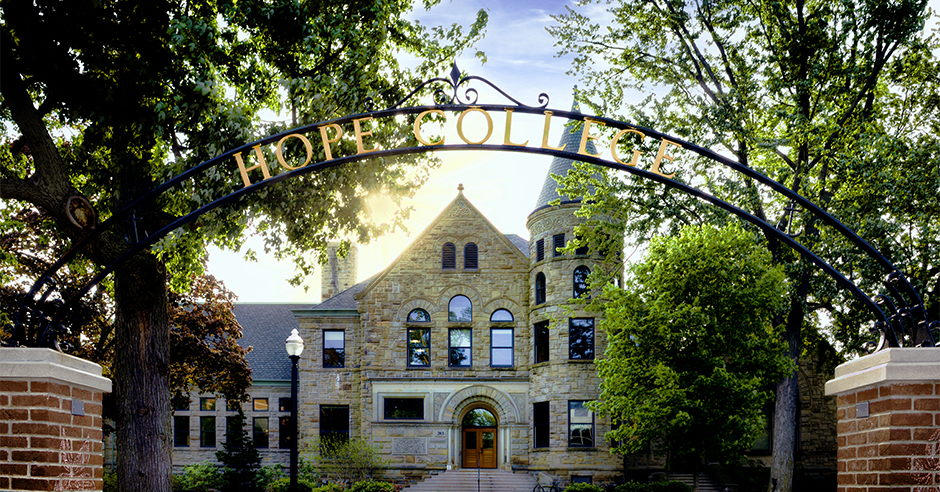HopeCollegePTM's tweet photo. Want to come on a visit? Check out our Visit Day Schedule! VISIT DAY CALENDAR: https://t.co/plMjy0O4DC https://t.co/7qDkuL2IpO