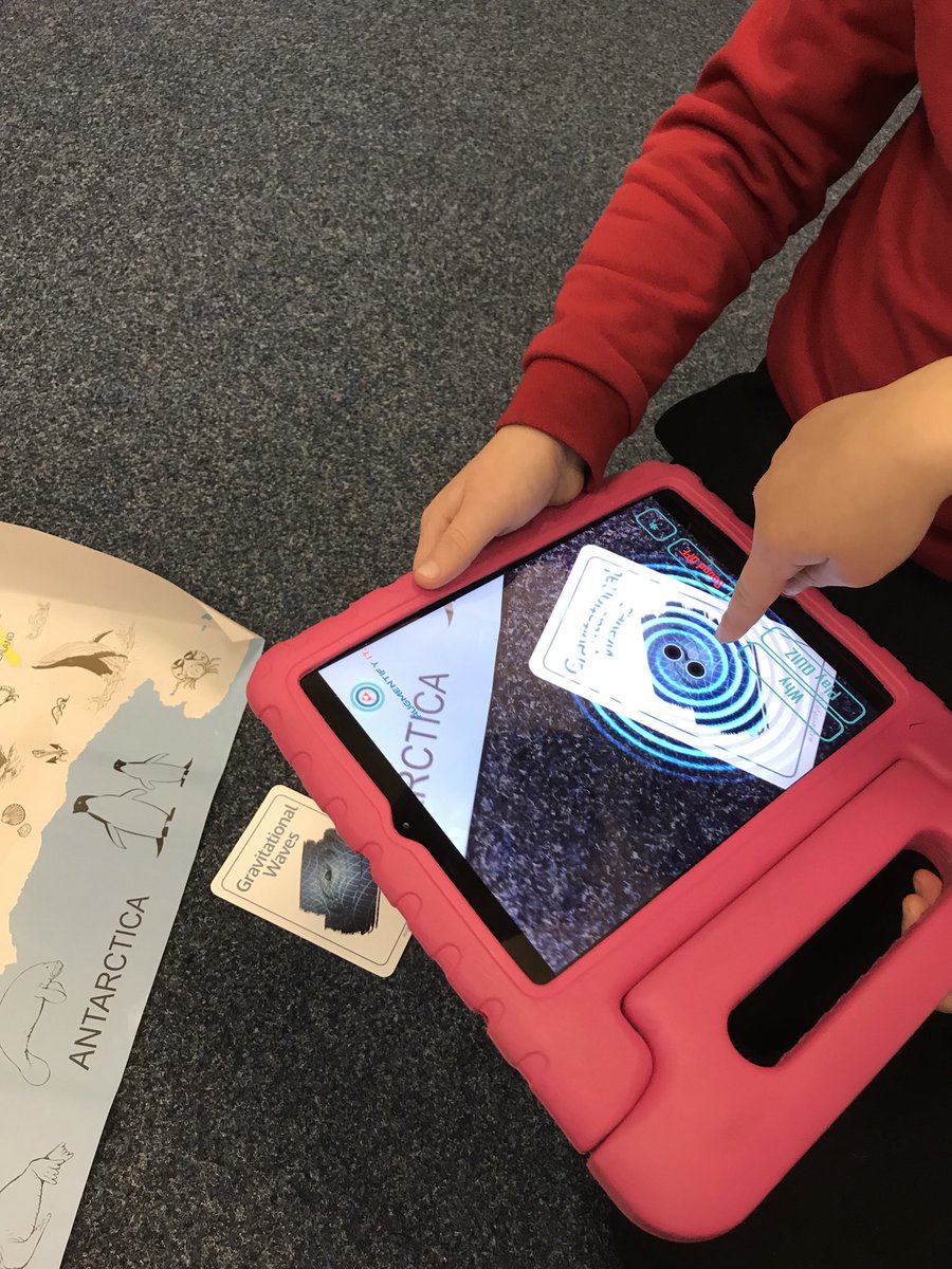 Katy_Kelly_'s tweet photo. Thank you so much @ruthmackay111 for P2/3’s amazing Science goodies from the #SLF18 🤩 we LOVED exploring the @AugmentifyIt app with the #spacecards @UHISTEM @TomnacrossP @STEMLearningUK https://t.co/3aSt6vGnUa