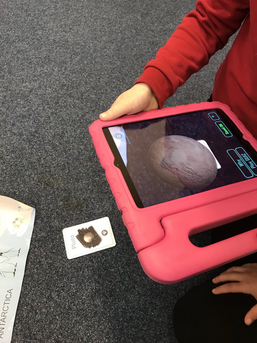 Katy_Kelly_'s tweet photo. Thank you so much @ruthmackay111 for P2/3’s amazing Science goodies from the #SLF18 🤩 we LOVED exploring the @AugmentifyIt app with the #spacecards @UHISTEM @TomnacrossP @STEMLearningUK https://t.co/3aSt6vGnUa