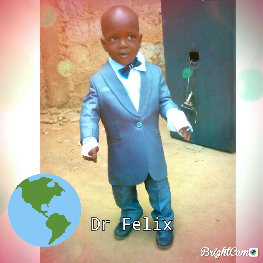 adekunlemike4's tweet photo. Dr Felix in action. https://t.co/8quas9RW4t