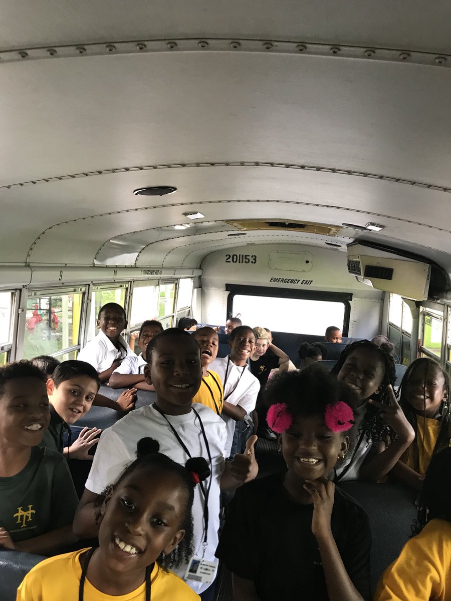 JRuiz0862's tweet photo. On our way ! Excited for our first field trip of the year #KnowNova #GrowNova https://t.co/CsSjBgWzxR