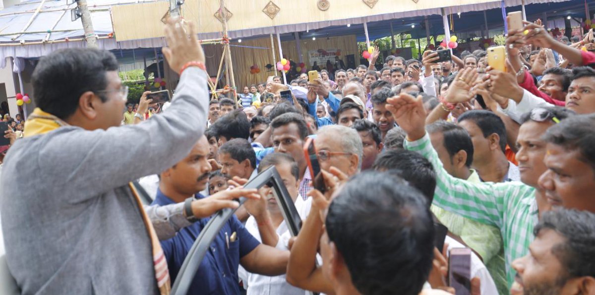 dharmendra pradhan on twitter also met people belonging to various