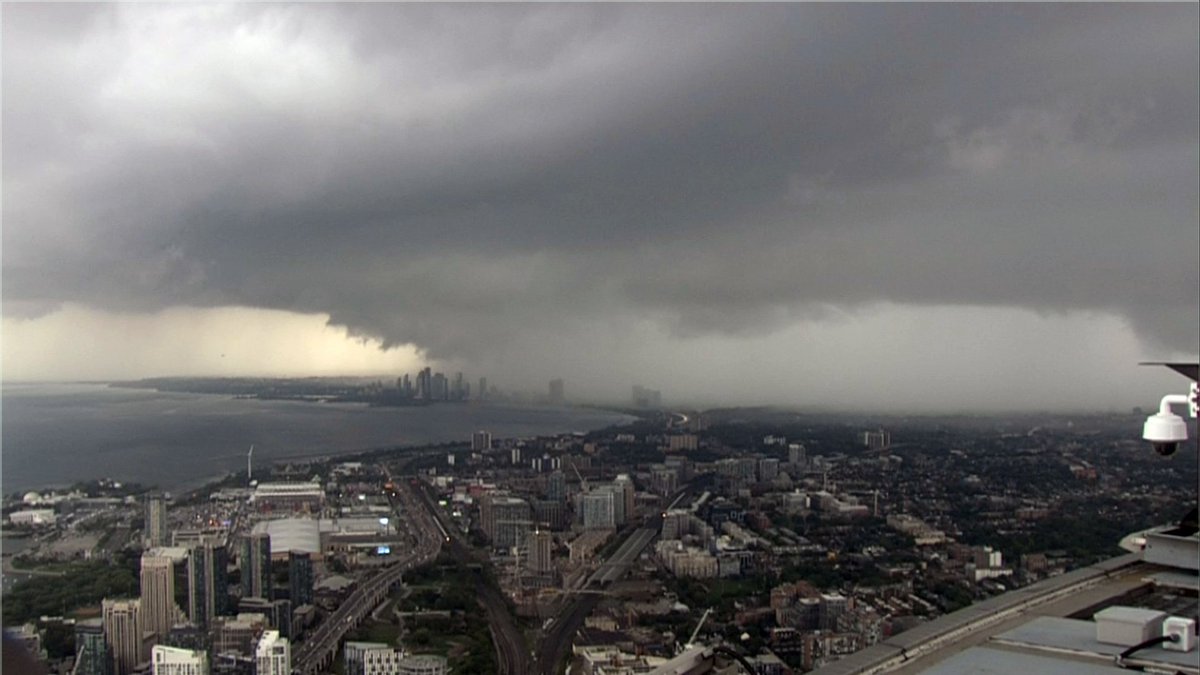 Wild weather expected in GTA on last full day of summer ow.ly/r0l030lUEHz https://t.co/WSqg1EBXOo