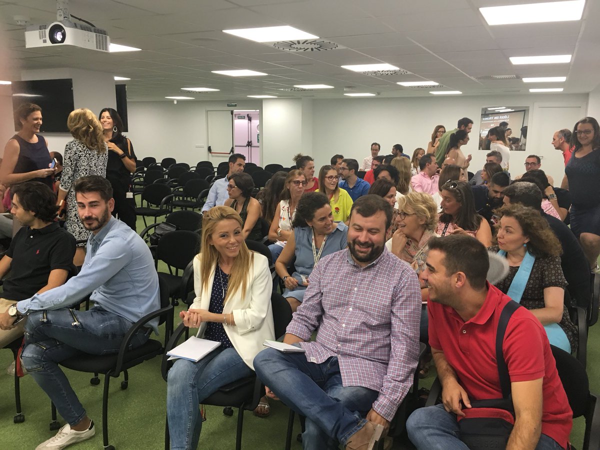 jmchapado's tweet photo. De nuevo toreando con @DavilaMiura en la apertura de otro programa de #valores porque el de un torero es un ejemplo de incuestionable compromiso https://t.co/Vqng14U9RU