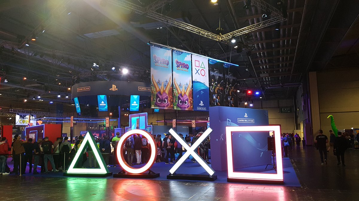 csarthurterry's tweet photo. @ArthurTerrySch computer science and iMedia students are visiting #EGX2018 today https://t.co/FjLLT1Z0iy