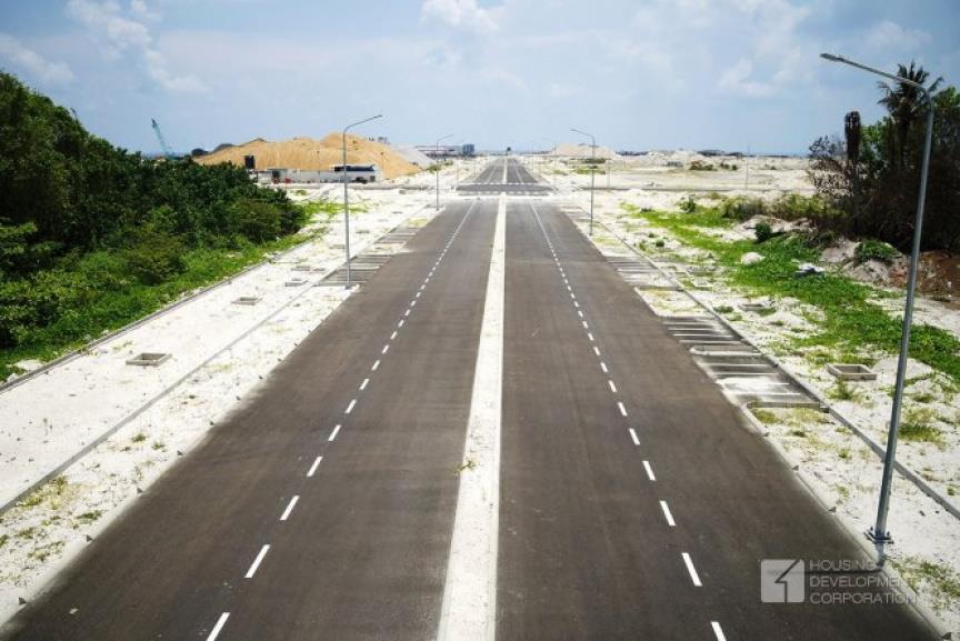 MNMF_MV's tweet photo. President  Yameen's vision of development is bold ambition happening right in  front of ourselves. The difference is tangible, concrete and visible.  Traffic congestion has reduced. Demand has increased in hulhumale' and  investors are happy.
 
#RY2018 #YameenShaheem2018 https://t.co/d7acTLdDm7