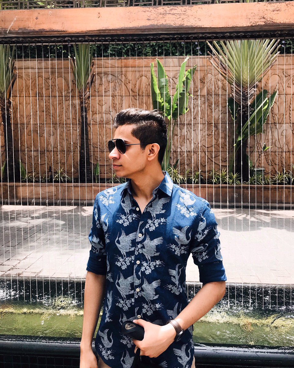 mikhailgomesTMJ's tweet photo. #Prints: Land of the Rising Sun 🇯🇵 by @JackJonesIndia #SS18 https://t.co/5NWmr6OnKI