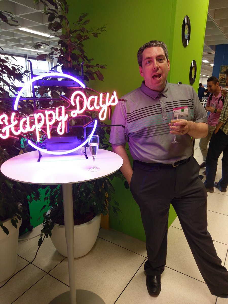 bdvalent125's tweet image. Happy Days are hear again for #IBMz clients as @Bwhugen discusses GA of #zVM 7.1 at #IBMzsec conference #mainframe #IBMLinuxONE