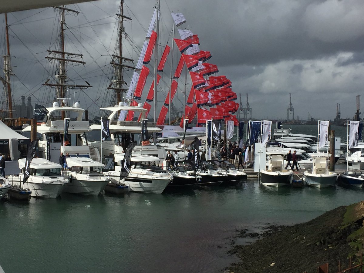 Awesome day visiting clients at <a href="/SotonBoatShow/">Southampton International Boat Show</a> definitely worth the journey #UKmfg #engineering #marine