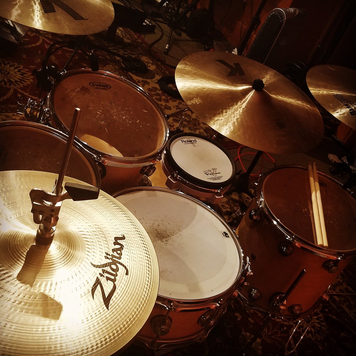 BostonDrumma's tweet photo. Ready to record some tracks. Let's do this! #whiskey6 https://t.co/l8t4DtCMdN