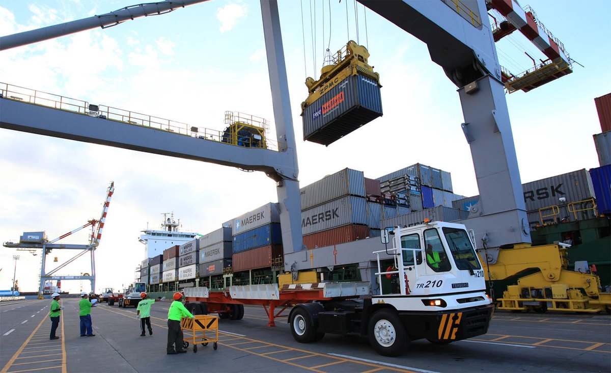 RedWolfGlobal's tweet photo. In the Philippines transportation is intermodal in nature more than most other countries.
So you need someone who knows the lay of the land.
And the sea.
And the air for that matter.
You need us.
#RedWolfGlobal #RWGPH #logistics #Philippines #import #export #logistics https://t.co/zqNXeUCWJk