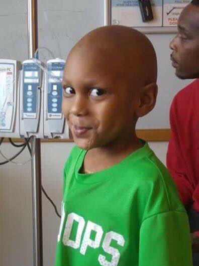 projectedbear's tweet photo. Today We are going Gold for Landen. Look at that adorable smile. He's just precious AND he just celebrated his end of treatment. Landen will Walk the red carpet at the 2018 Project Ed Bear Gala this year as a survivor!! #ChildhoodCancer #edbear18 #projectedbear #cancer https://t.co/mzFkQ6otzs