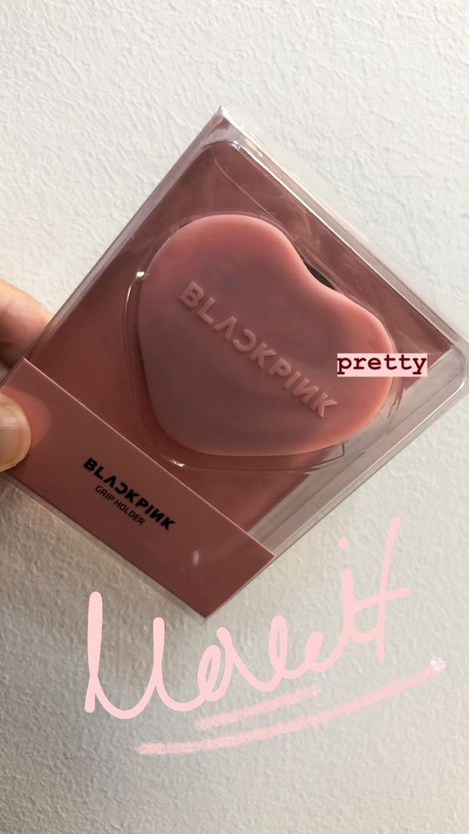 PShoppie's tweet photo. BLACKPINK - Square Up Grip Holder 🖤💖 

🦋 Price: Php 800 + local SF
🦋 with unofficial photo cards coming from us
🦋DOO: september 27
🦋DOP: october 1 
🦋UNDER FAST ETA

ETA: depends on YG’s delivery date
#PpoongPHGO 
https://t.co/duswWm5uw3 https://t.co/LxlIq8Hhho