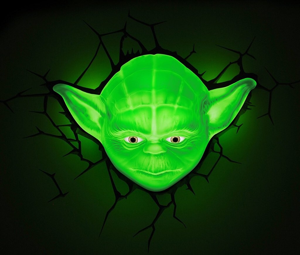 Redstringtecno's tweet photo. ¿Te imaginas tener a Yoda en tu cuarto para darte las buenas noches? ¡Ya es posible con nuestra colección de lámparas 3D Light! Ilumina tu habitación con tu personaje favorito de Star Wars o Marvel y dale el toque que siempre has querido a tu dormitorio. #3dlights https://t.co/qfcYtr2K1U