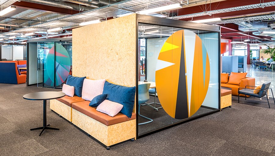 Boss_Design's tweet photo. We recently collaborated with @vidakltd , our exclusive dealer in #NewZealand, to provide 20 Aspect #pods at an exciting #coworking space at Smales Farm on #Auckland’s North Shore. View our exciting project here https://t.co/oragJWhBLl https://t.co/61G4Dh1x9g