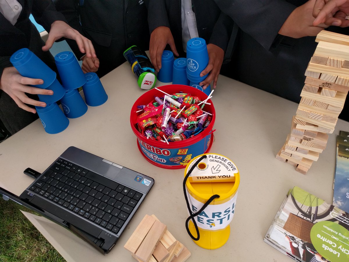 RideWozzy's tweet photo. Here at @cooppriesthorpe Community Day representing everything I stand for around Farsley!
@farsleyfestival
@FarsleyFarmers
@FarsleyOrchard
@FarsleyFlyers
#FarsleySpringbank school runs
@sweatpledge
@LovetoRide_
@CityConnect1
#LoveFarsley https://t.co/bFKGGY0g5j