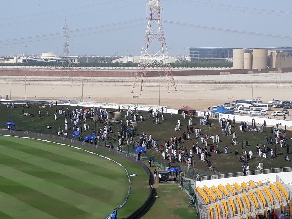 denz_360's tweet photo. Just like last night, there won't be no shortage of fans for Afghanistan with plenty still queing outside. Not long until they see them bat having won the toss #AsiaCup2018 @Sport360 https://t.co/EnWZtIM57p
