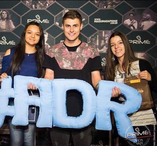 Rezende_Lifee's tweet photo. Aniversário dessa coisinha linda! (Texto no wpp) te amo! 💕 @UmaFaDoRezende https://t.co/8q6KBIHlyu