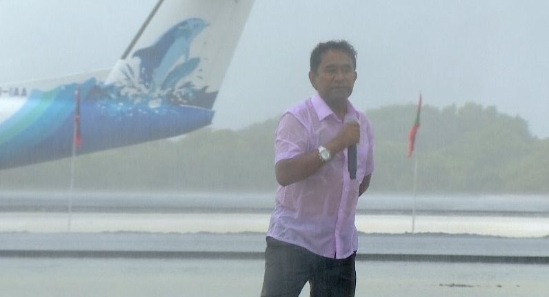 mumthazhmt's tweet photo. Vehey Vareyge Thereyga Raees Yameen ge Khaasa Thagureer, Kulhudhufushi rayyithunnah dhevvanee. 
#YameenShaheem2018
#RaeesYameen2018
#RY2018 
#YS2018 
#ProgressShared 
#23sep2018
#MvDevelopments
#LoaybaaEkuRY
#RaeesYameenShaheem2018
#VoteYameenShaheem https://t.co/dNWLxcSOTB https://t.co/4FeGU9pZWo