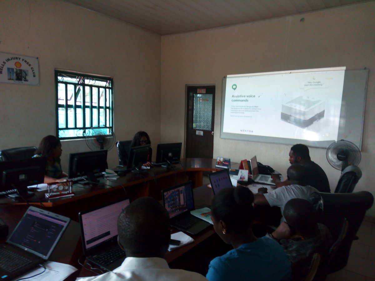 DSamdave's tweet photo. @NnamdiRichards Introducing  G Suit to Staff of Oil-Quest International Port Harcourt, powered by @DigitalSkillsAF @MindThe_GapNG 

@TayoOlosunde @accessdriveng @PhelitzVille 

#GoogleDigitalSkills #MTGNG #DigitizeRivers #GrowWithGoogle https://t.co/CzNgXI6Cw0