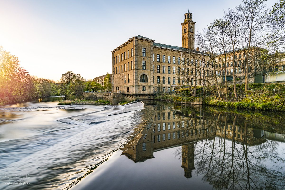 SPDPhotography's tweet image. I would 💛 a #Friday retweet for 4 of my fave pics 👍📷 #yorkshire #uk #art #photo #FridayFeeling #StormHour #weather #clouds #photography #saltaire #drone #malham #Bradford